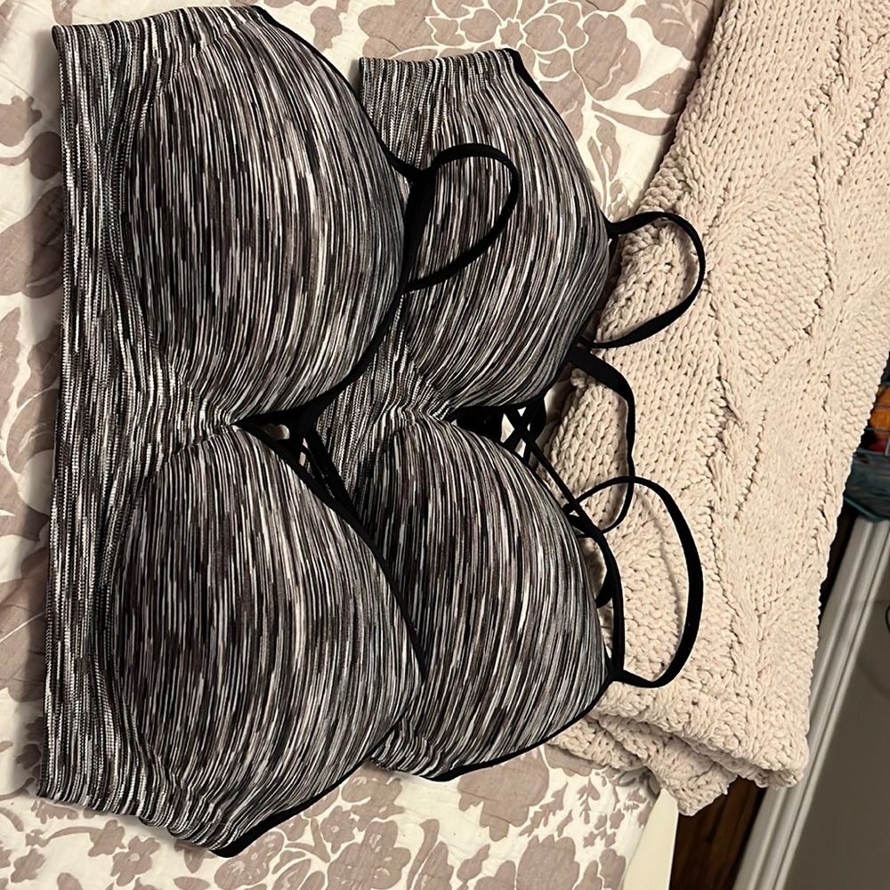 Pair of Xl sports bra thin strap